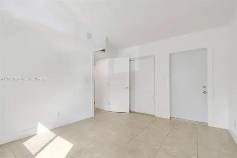 407 SE 9th Court Hallandale Beach FL 33009