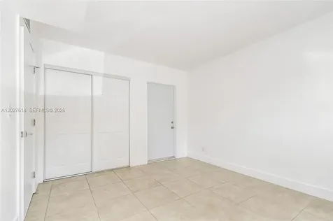 407 SE 9th Court Hallandale Beach FL 33009