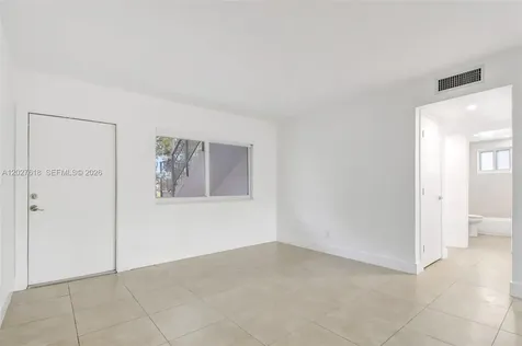 407 SE 9th Court Hallandale Beach FL 33009