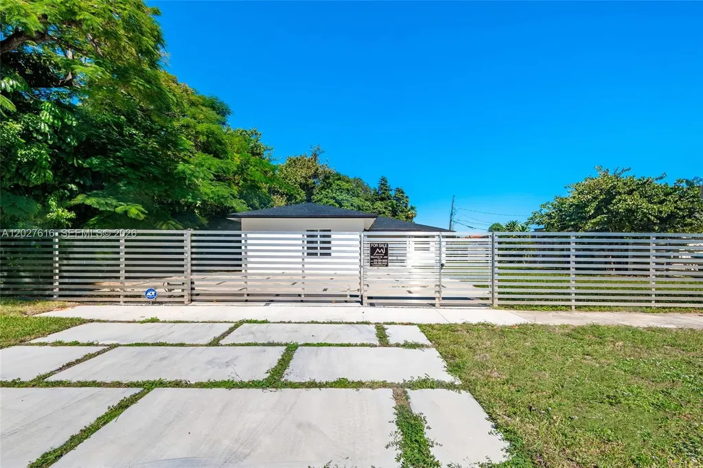 651 NE 172nd Street Miami FL 33162