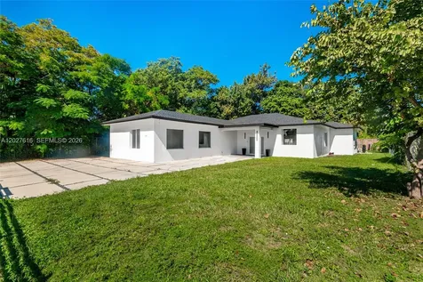651 NE 172nd Street Miami FL 33162