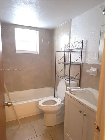 7041 Pembroke Road Pembroke Pines FL 33023