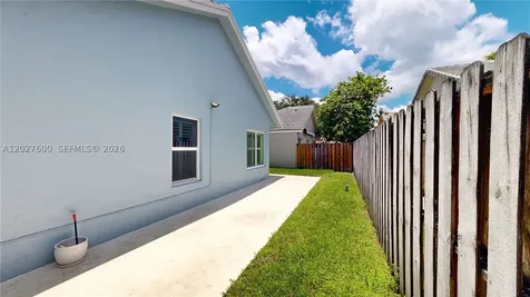 9203 Arborwood Circle Davie FL 33328