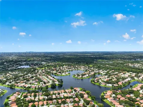 9203 Arborwood Circle Davie FL 33328