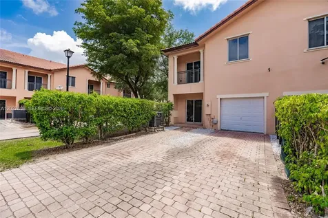 22946 SW 112th Place Miami FL 33170