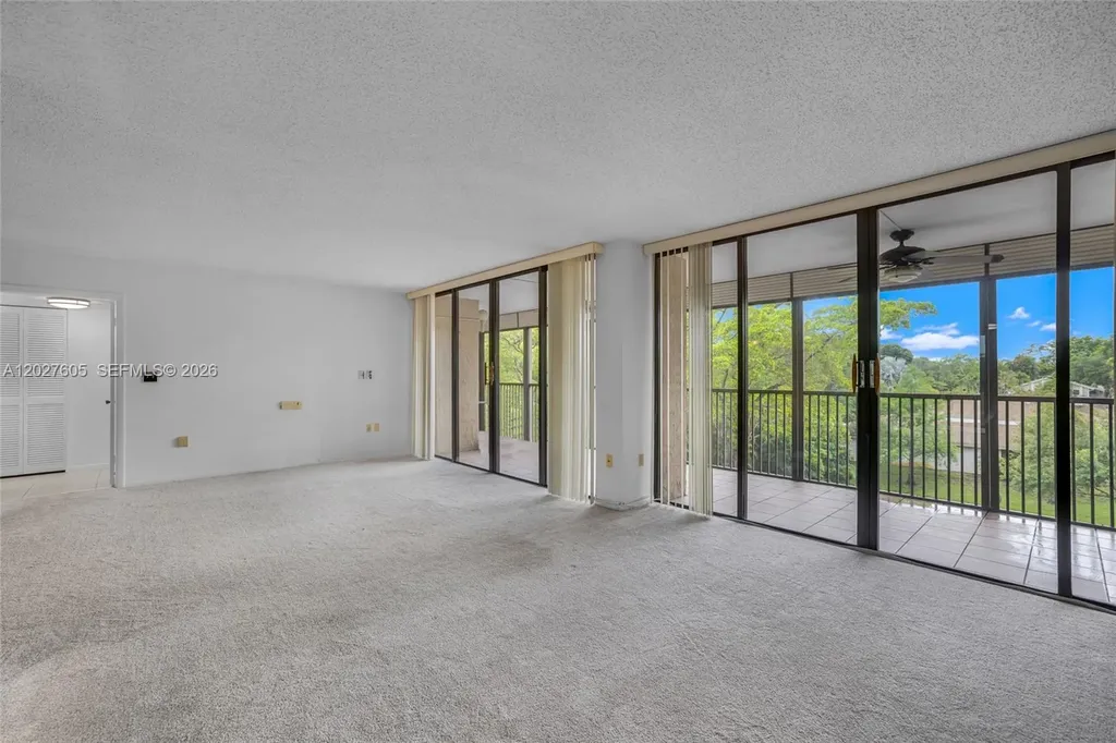 2814 N 46th Avenue Hollywood FL 33021