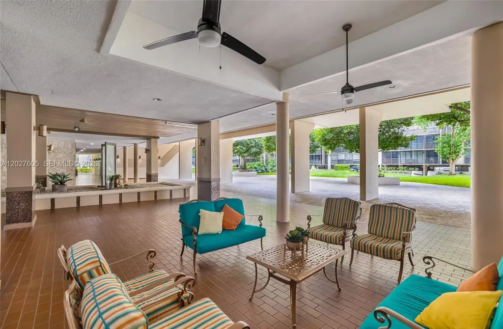 2814 N 46th Avenue Hollywood FL 33021