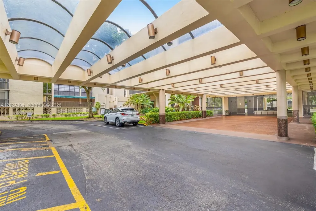 2814 N 46th Avenue Hollywood FL 33021