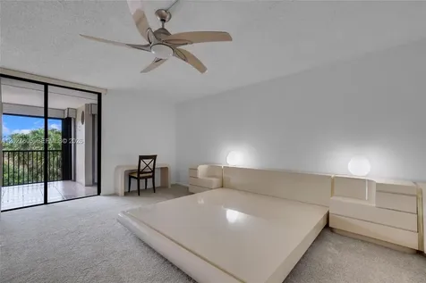 2814 N 46th Avenue Hollywood FL 33021