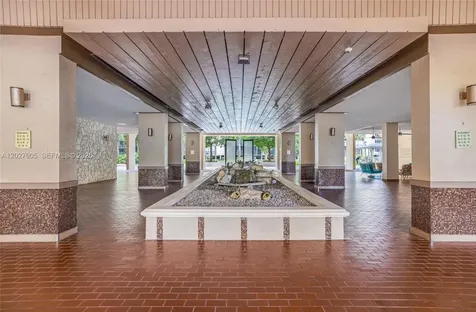 2814 N 46th Avenue Hollywood FL 33021