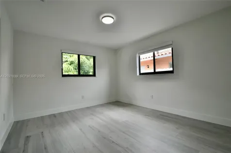 3018 SW 25th Terrace Miami FL 33133
