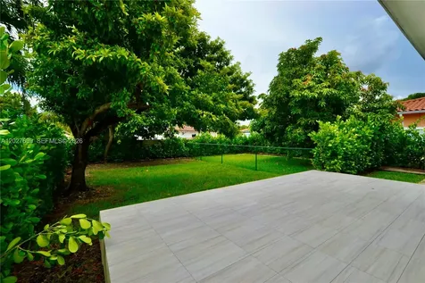 3018 SW 25th Terrace Miami FL 33133