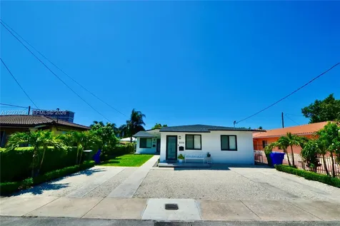 3018 SW 25th Terrace Miami FL 33133