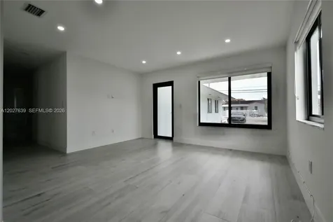 3018 SW 25th Terrace Miami FL 33133
