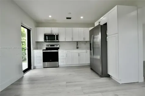 3018 SW 25th Terrace Miami FL 33133