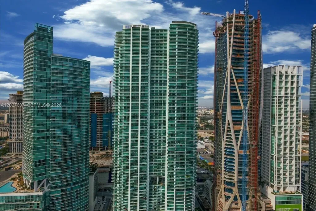 900 Biscayne Boulevard Miami FL 33132