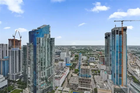 900 Biscayne Boulevard Miami FL 33132
