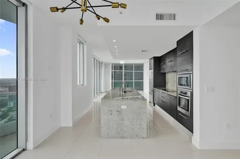 900 Biscayne Boulevard Miami FL 33132