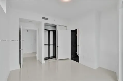 900 Biscayne Boulevard Miami FL 33132