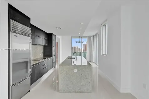 900 Biscayne Boulevard Miami FL 33132