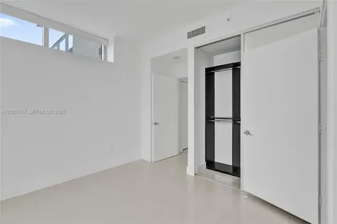 900 Biscayne Boulevard Miami FL 33132