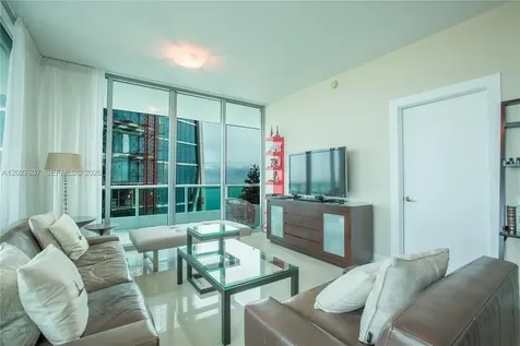 900 Biscayne Boulevard Miami FL 33132
