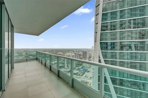 900 Biscayne Boulevard Miami FL 33132