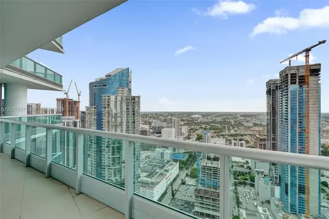 900 Biscayne Boulevard Miami FL 33132