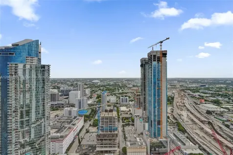 900 Biscayne Boulevard Miami FL 33132