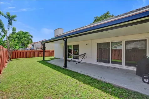 8946 SW 150th Ct Circle E Miami FL 33196