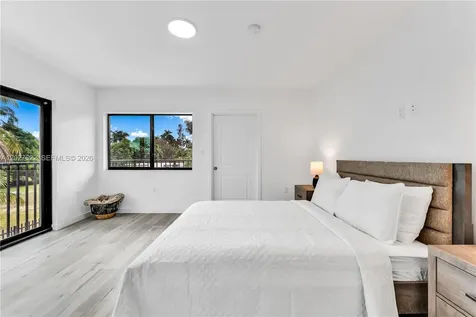 155 NW 160th Street North Miami Beach FL 33169