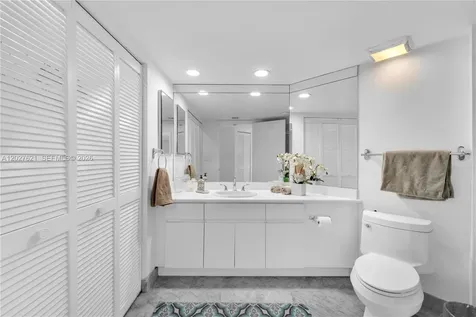 16485 Collins Avenue Sunny Isles Beach FL 33160