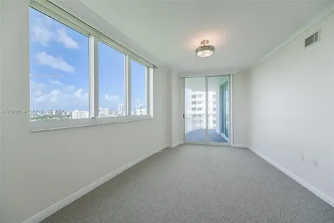 1745 E Hallandale Beach Boulevard Hallandale Beach FL 33009