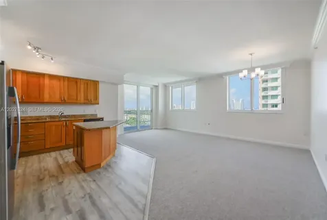 1745 E Hallandale Beach Boulevard Hallandale Beach FL 33009