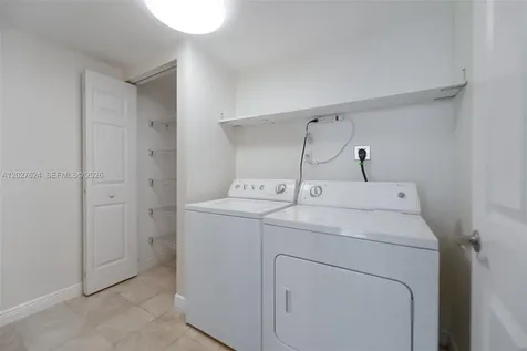 1745 E Hallandale Beach Boulevard Hallandale Beach FL 33009