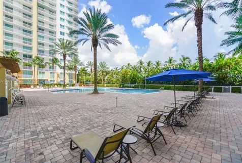 1745 E Hallandale Beach Boulevard Hallandale Beach FL 33009