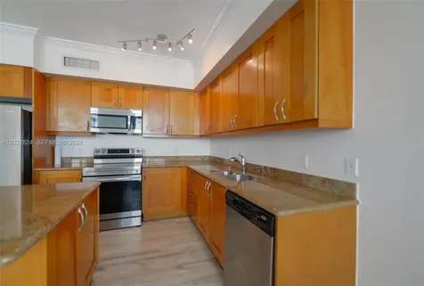 1745 E Hallandale Beach Boulevard Hallandale Beach FL 33009