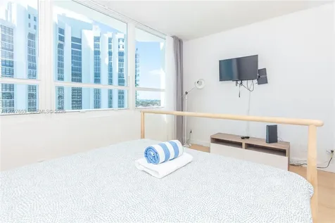 5445 Collins Avenue Miami Beach FL 33140
