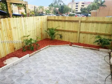 15006 SW 80th Terrace Miami FL 33193