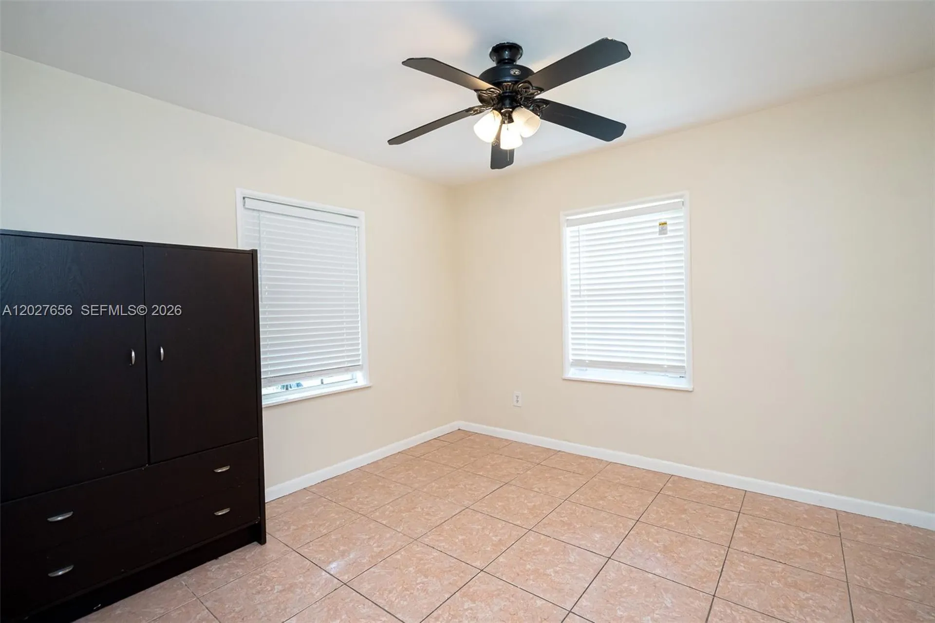 5613 Pierce Street Hollywood FL 33021