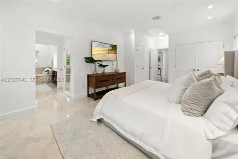 1776 Michigan Avenue Miami Beach FL 33139