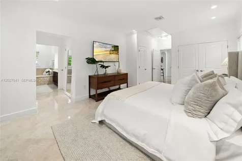 1776 Michigan Avenue Miami Beach FL 33139