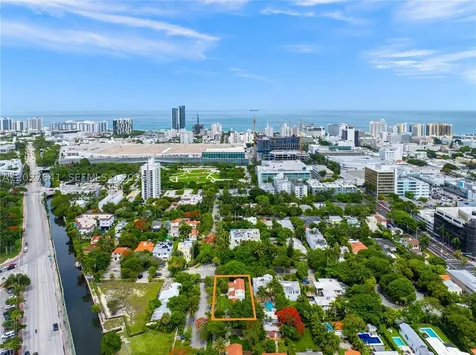 1776 Michigan Avenue Miami Beach FL 33139