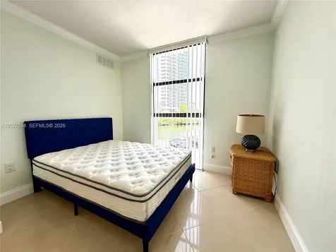 20505 E Country Club Drive Aventura FL 33180