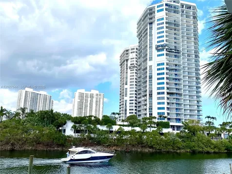 20505 E Country Club Drive Aventura FL 33180