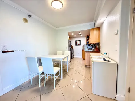 20505 E Country Club Drive Aventura FL 33180