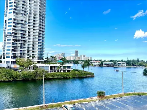 20505 E Country Club Drive Aventura FL 33180