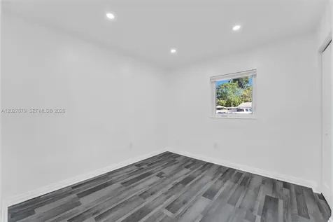 4917 SW 43rd Terrace Dania Beach FL 33314