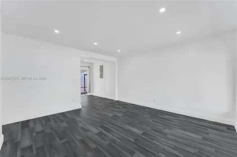 4917 SW 43rd Terrace Dania Beach FL 33314