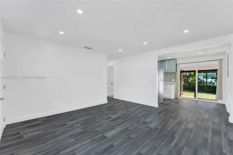 4917 SW 43rd Terrace Dania Beach FL 33314